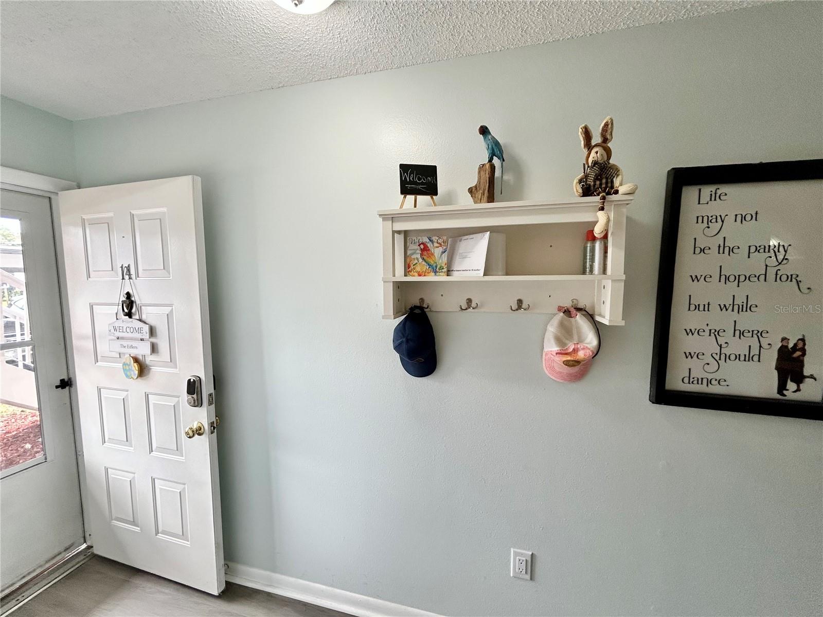 SUNNYBROOK CONDO 01 - Residential