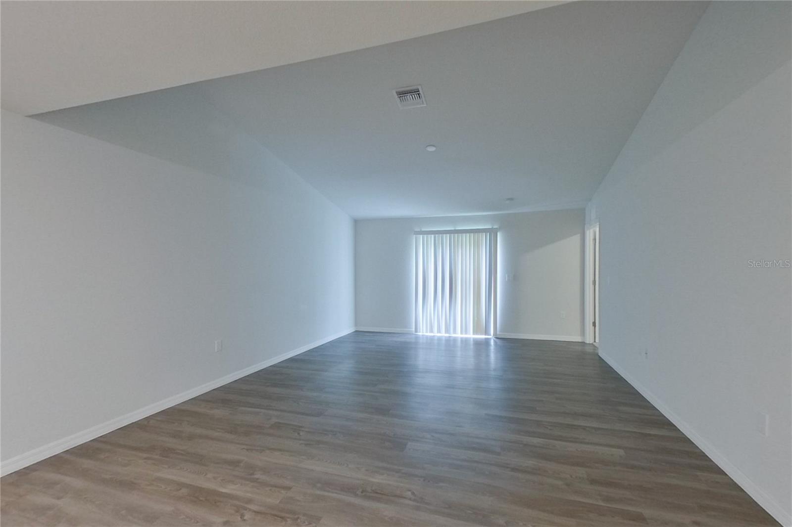 VISTANNA VILLAS - Residential Lease