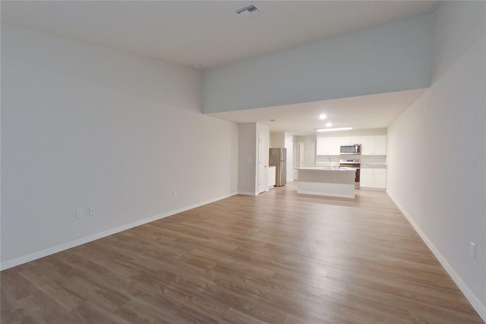 VISTANNA VILLAS - Residential Lease