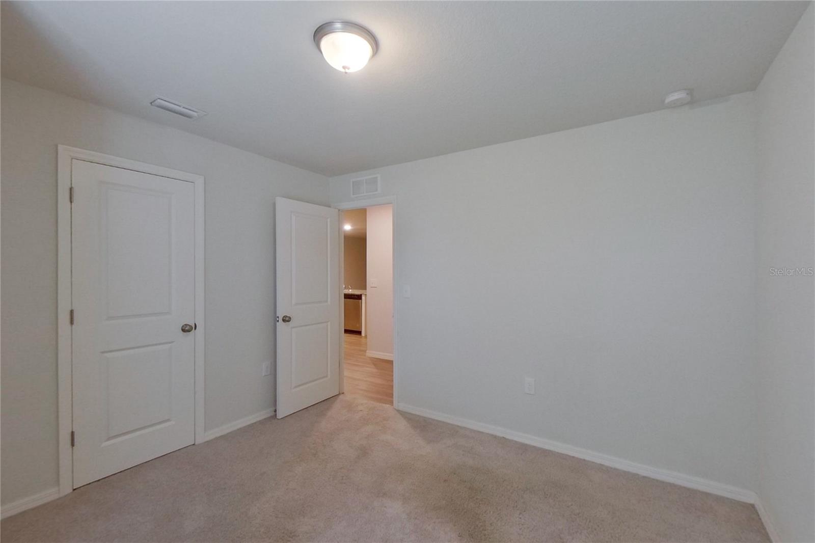 VISTANNA VILLAS - Residential Lease