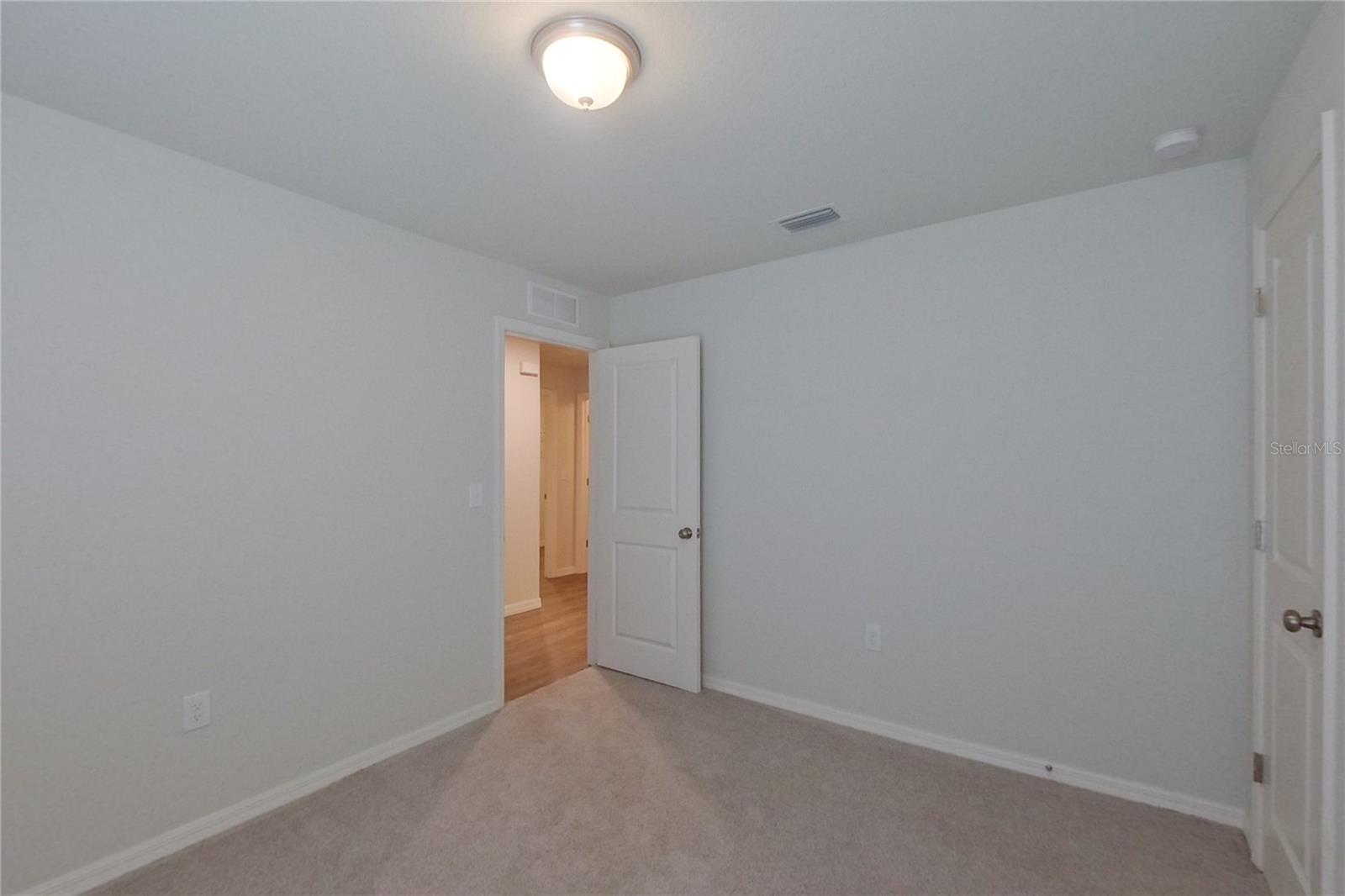 VISTANNA VILLAS - Residential Lease