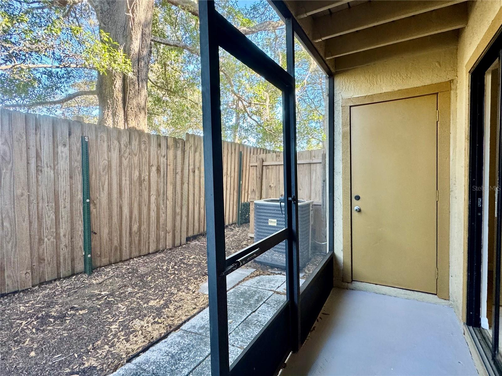 THE CARLISLE CLUB - Residential