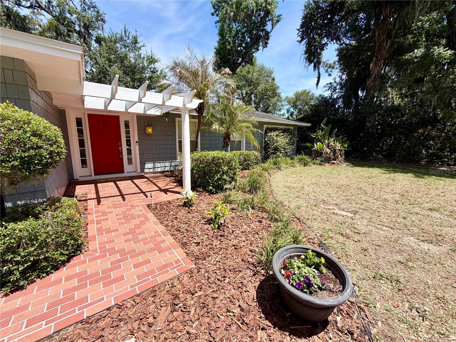 CHRISTINA WOODS - Residential
