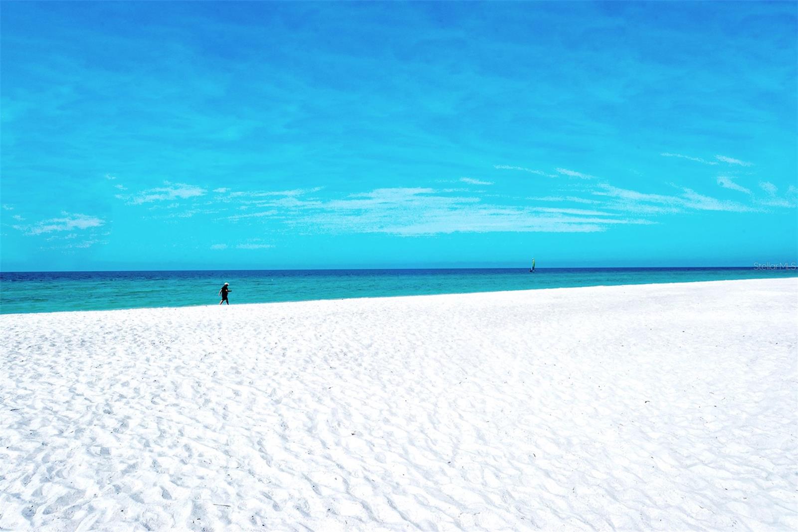 L ELEGANCE ON LIDO BEACH - Residential