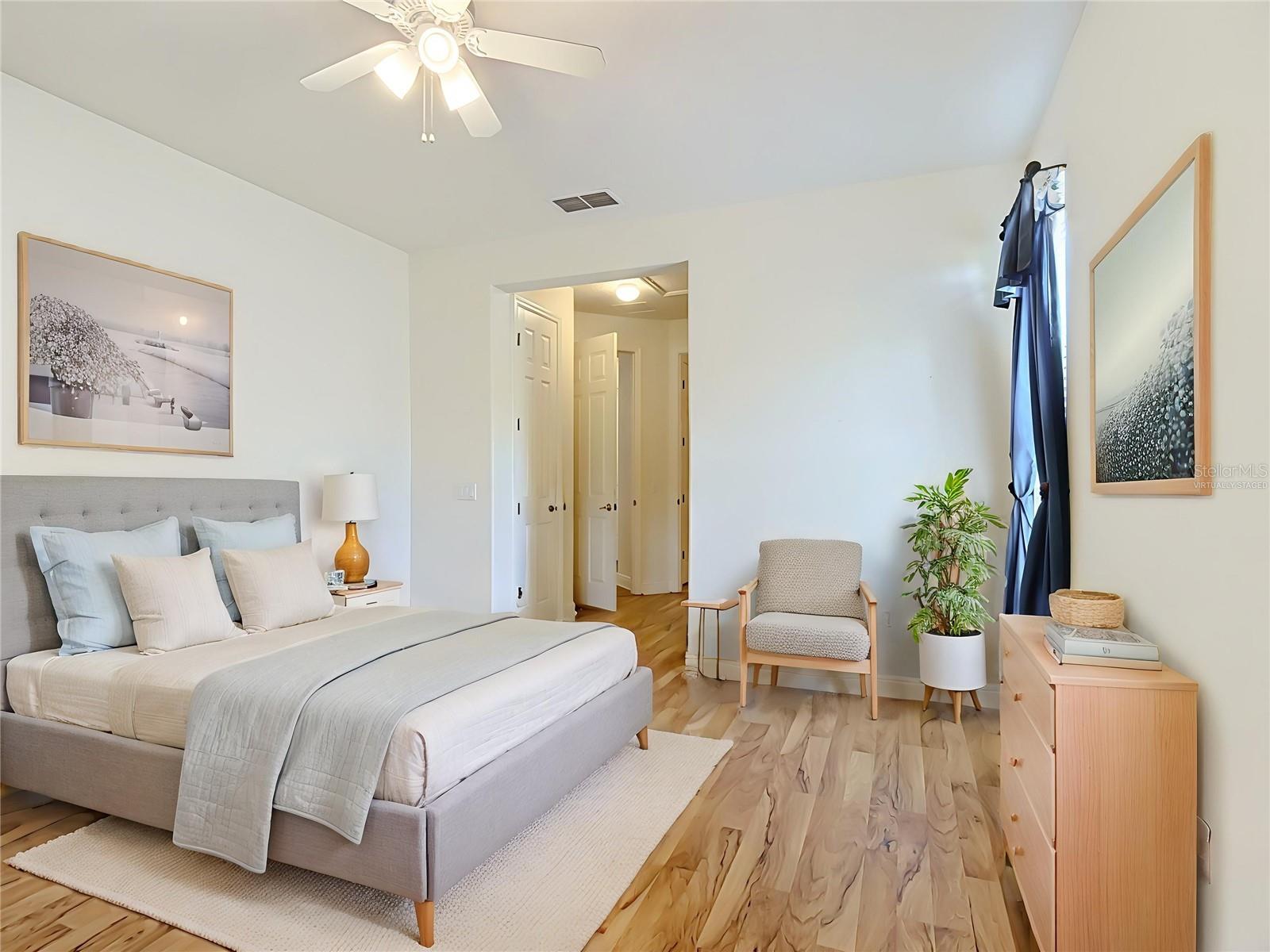 313 MOORPARK WAY