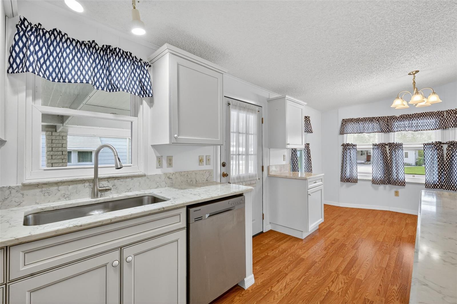 TAVARES FOX RUN MOBILE HOME - Residential