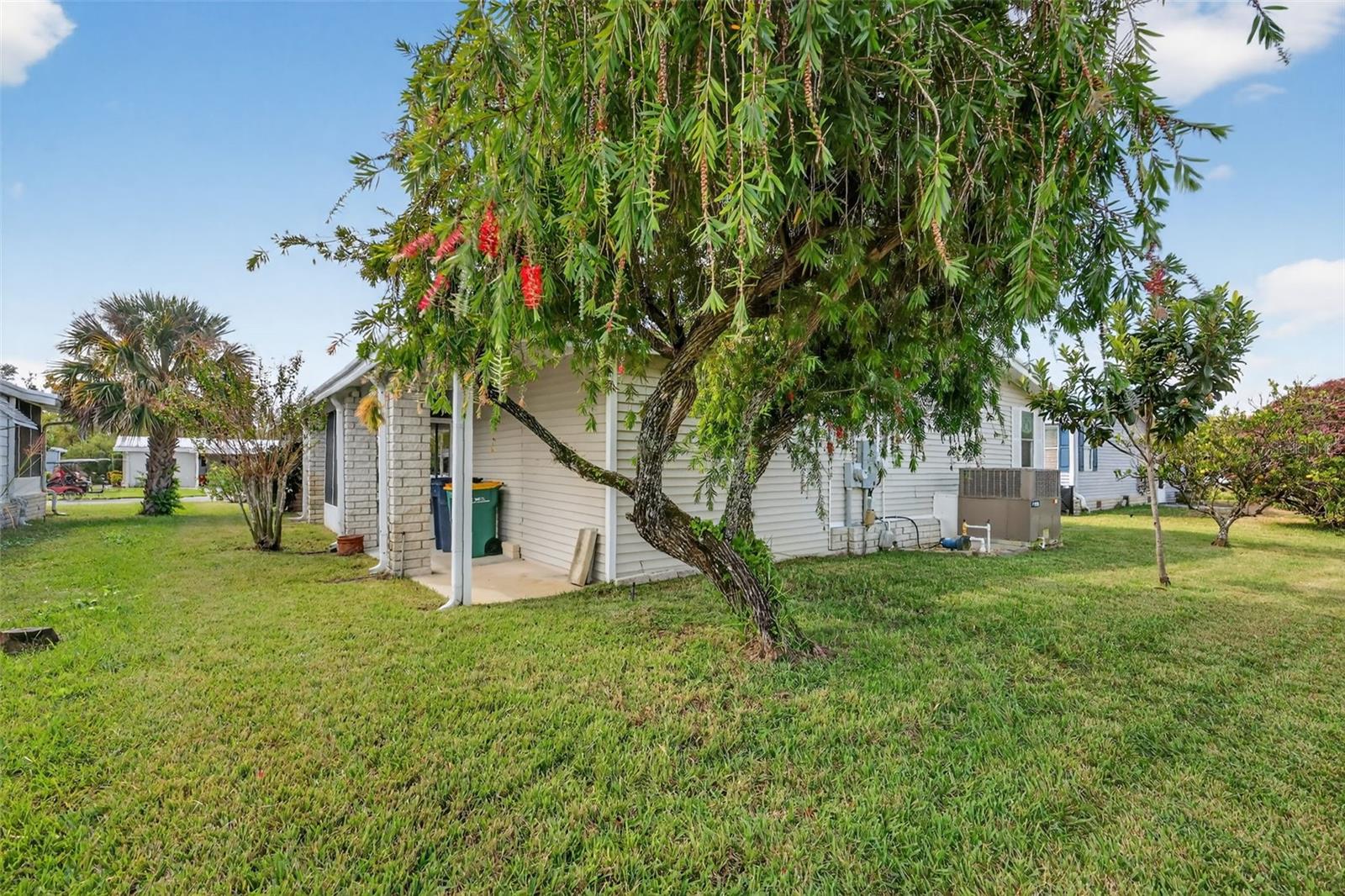 TAVARES FOX RUN MOBILE HOME - Residential