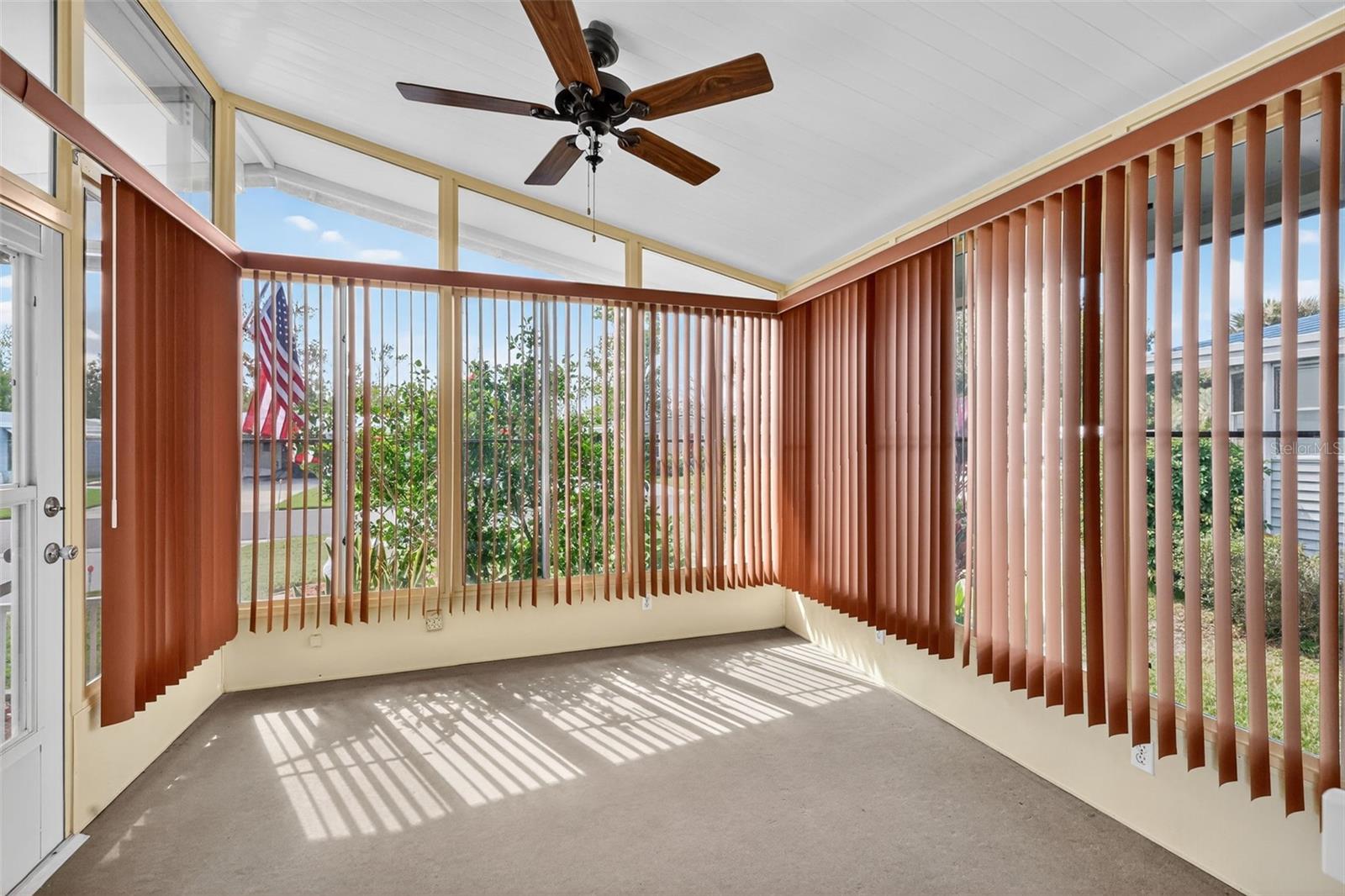 TAVARES FOX RUN MOBILE HOME - Residential