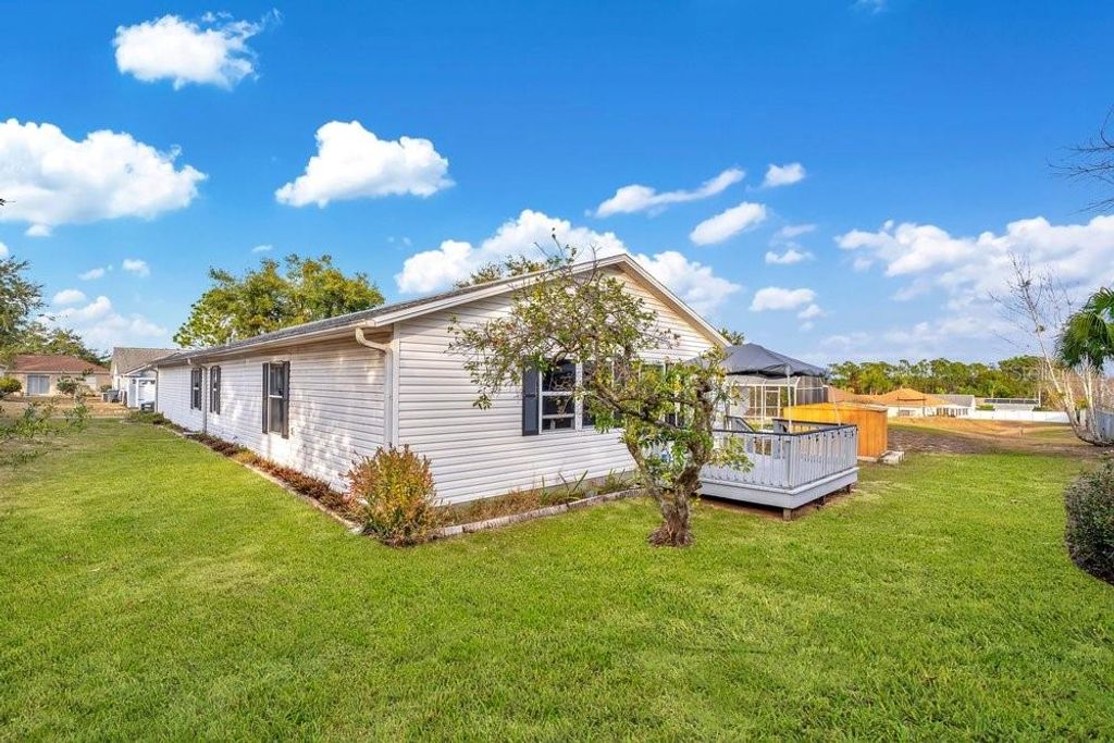 Photo of 50989 Highway 27 #312, Davenport, FL 33897 (MLS # O6372008)