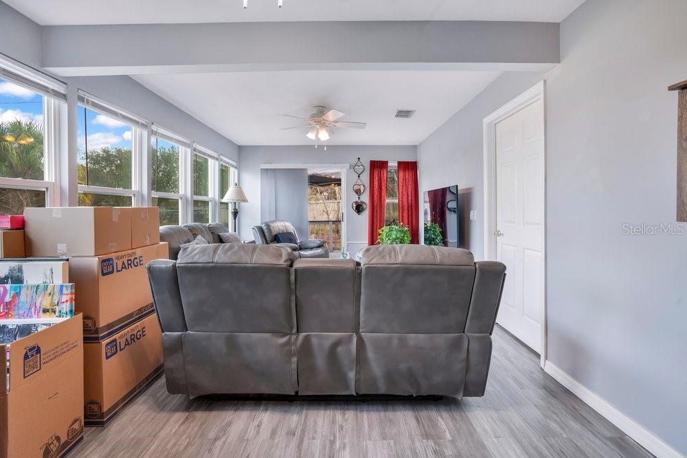 LAKESIDE AT BASS LAKE - Residential