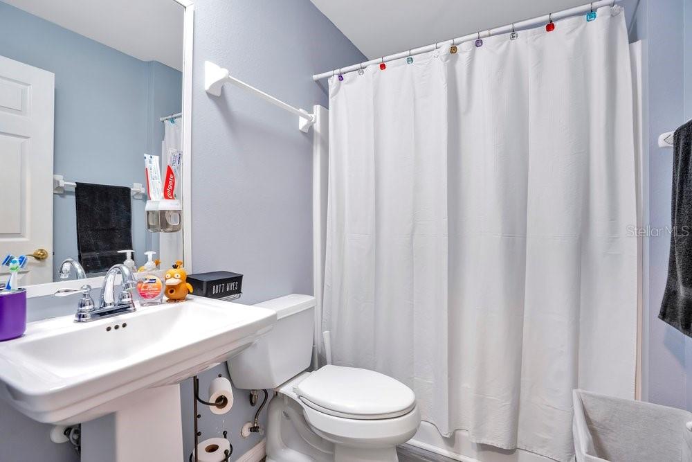 LAKESIDE AT BASS LAKE - Residential