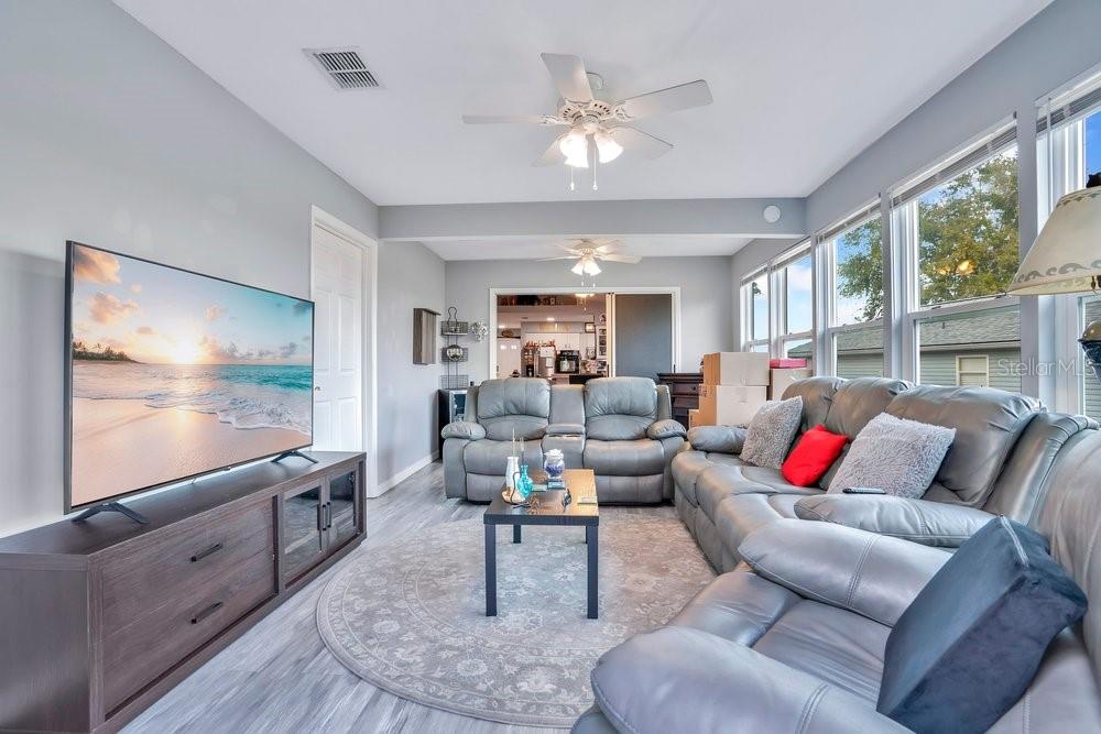 LAKESIDE AT BASS LAKE - Residential