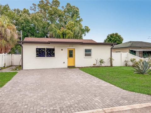 Photo of 2116 W State Street, Tampa, FL 33606 (MLS # TB8533324)