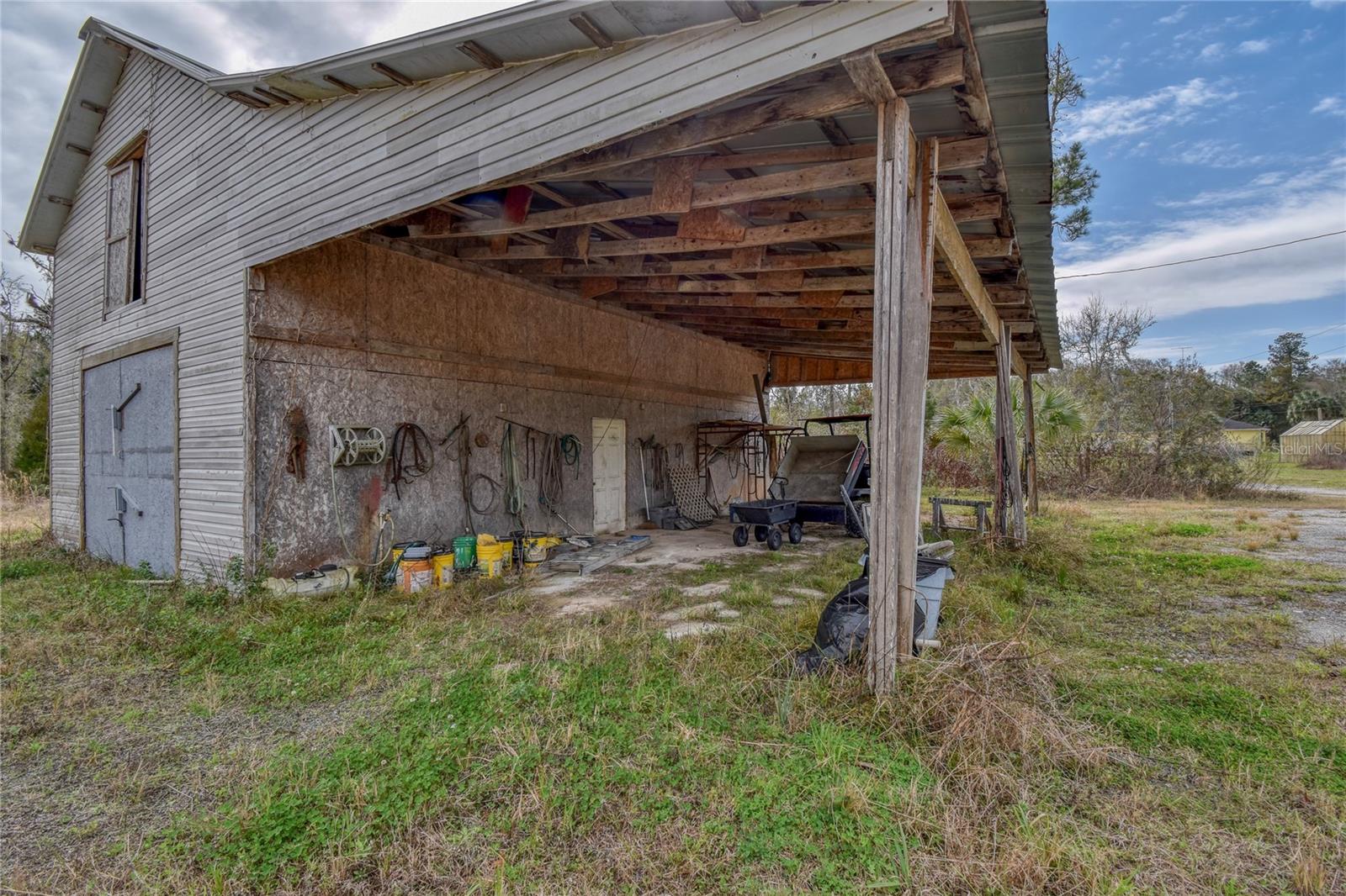 GRAHAMVILLE 02 - Farm