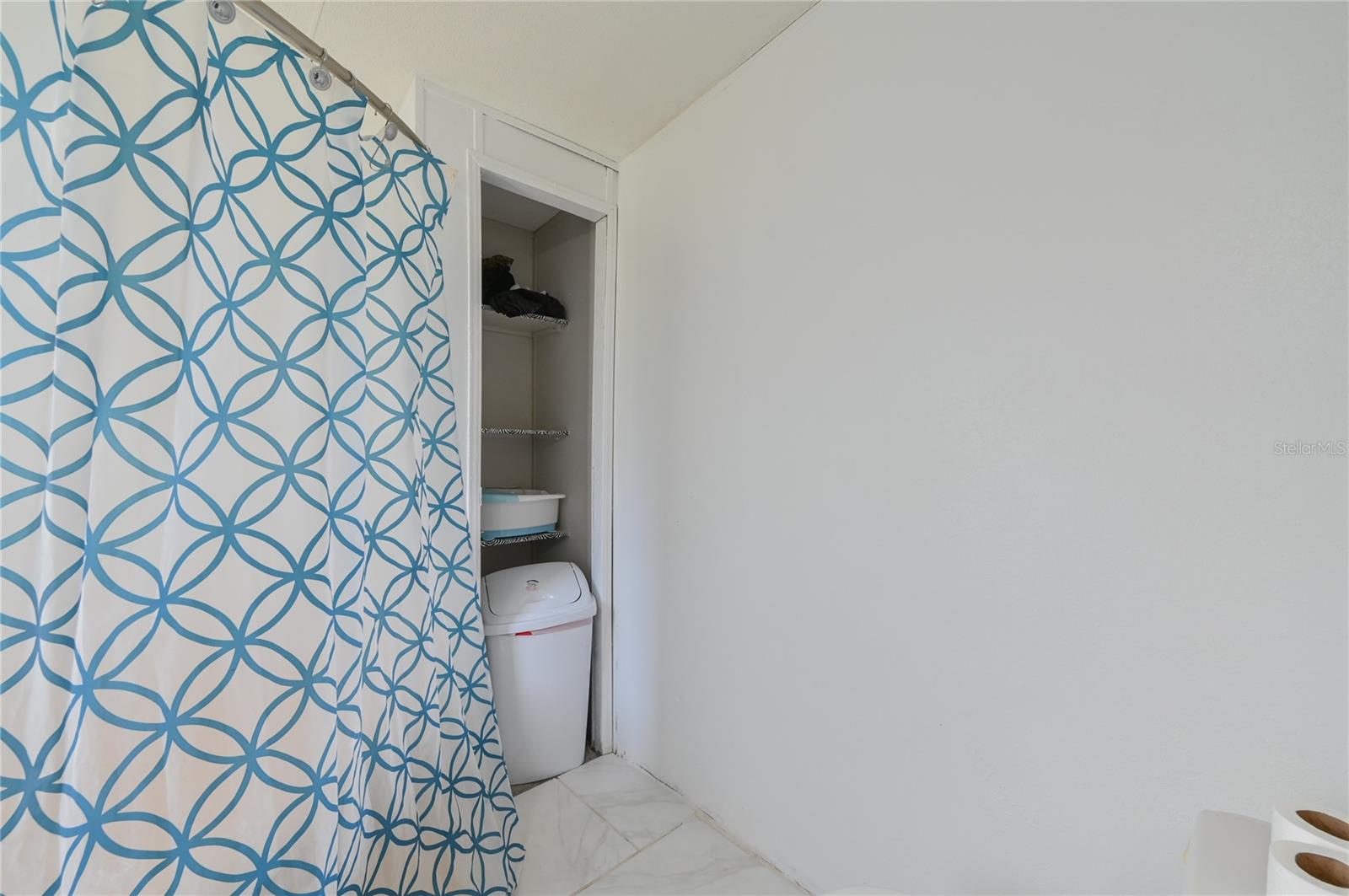 GRAHAMVILLE 02 - Farm