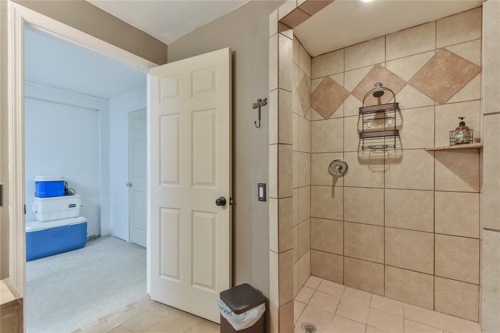 GRAHAMVILLE 02 - Farm