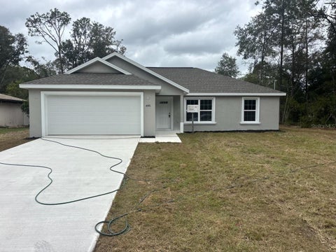 Photo of 8976 N Creek Way, Dunnellon, FL 34434 (MLS # G5119635)
