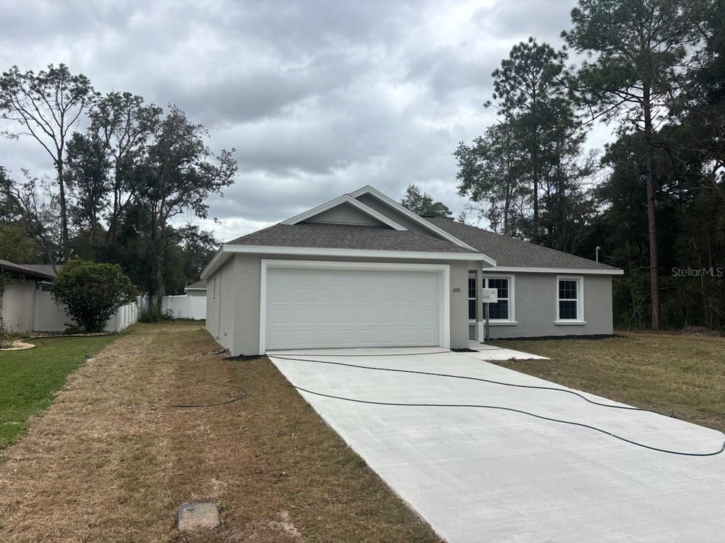 Photo of 8976 N Creek Way, Dunnellon, FL 34434 (MLS # G5119635)