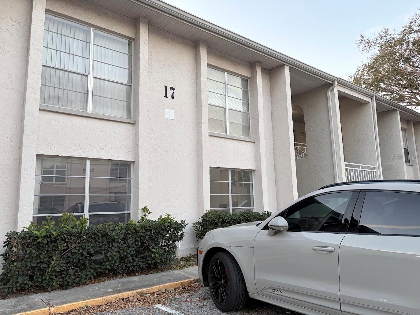 COACHMAN CREEK CONDO - Residential Lease