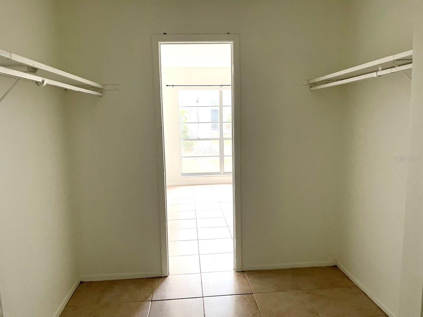 COACHMAN CREEK CONDO - Residential Lease