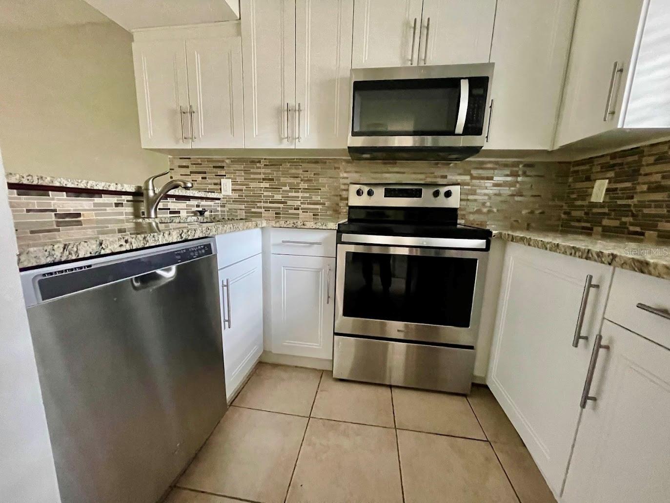 COACHMAN CREEK CONDO - Residential Lease