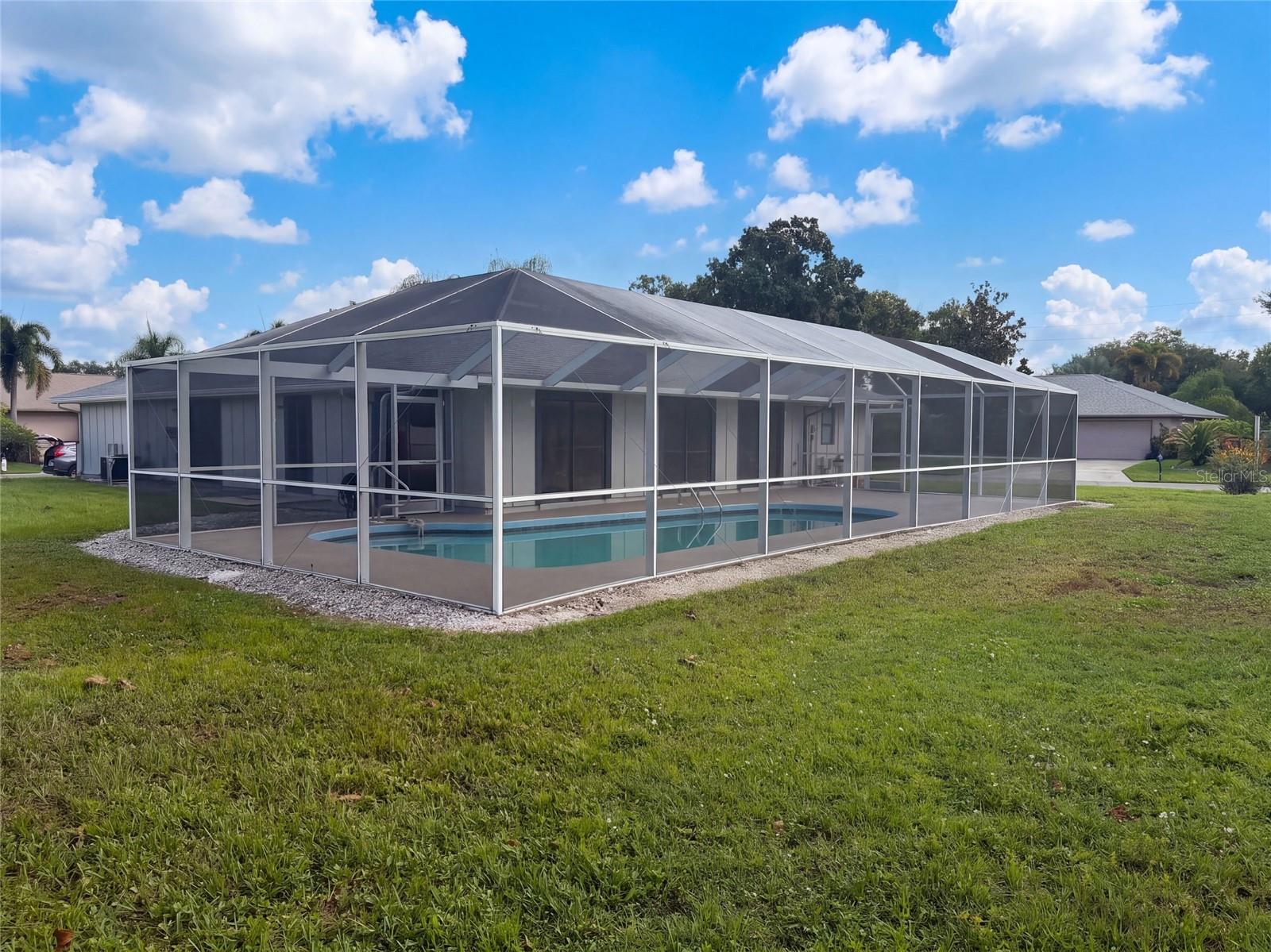 8022 TIMBER LAKE LANE
