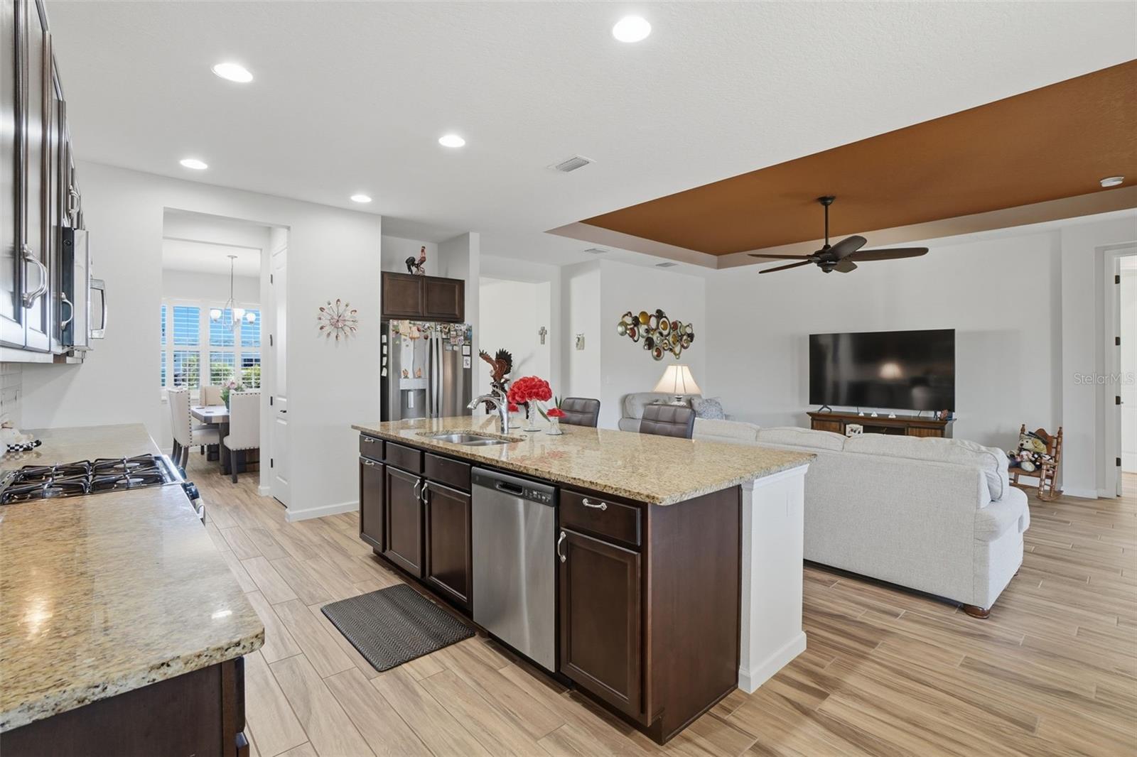 VICTORIA HILLS PH 6 - Residential