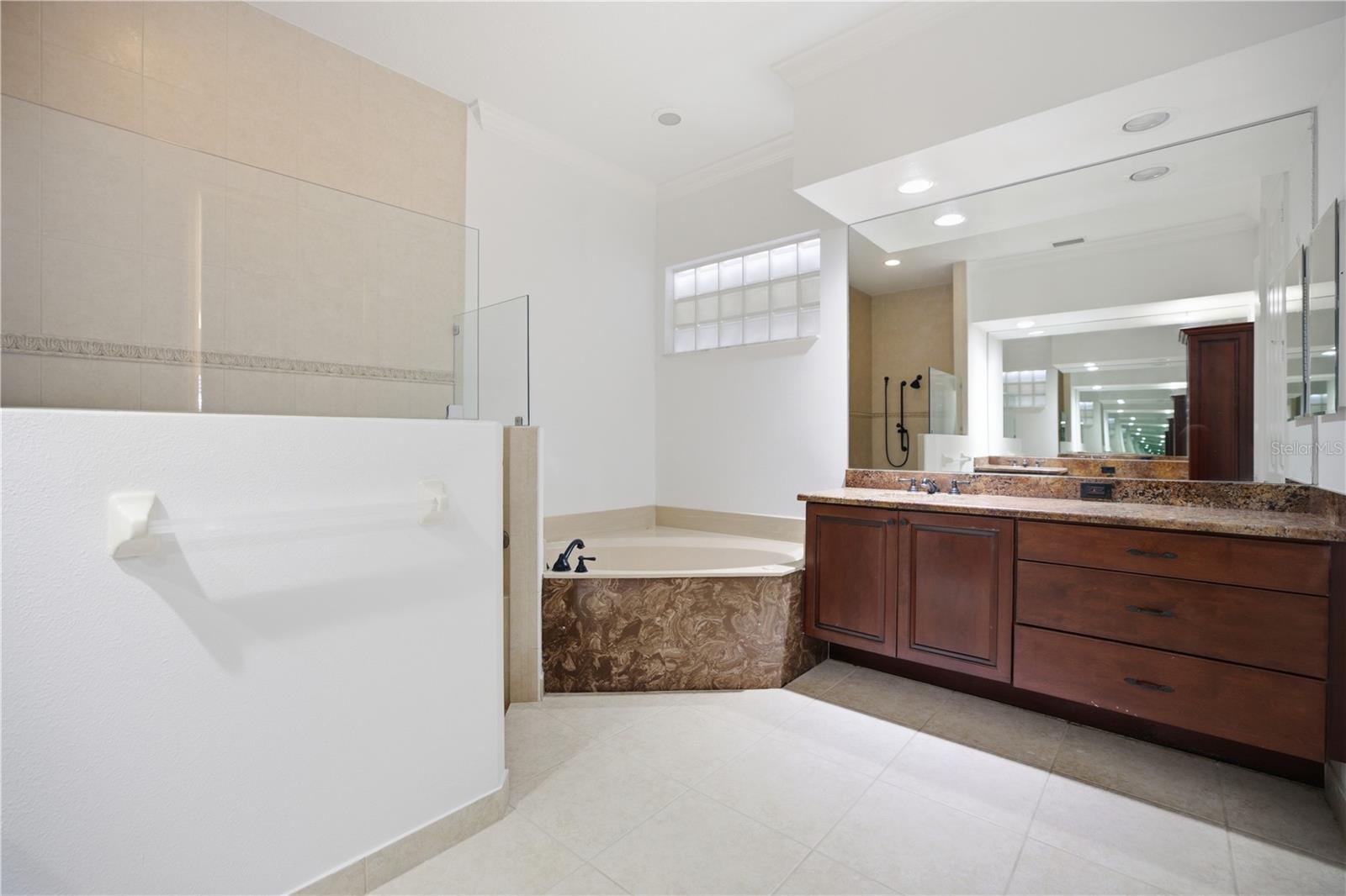 CASCADES AT SARASOTA PH IIIA - Residential