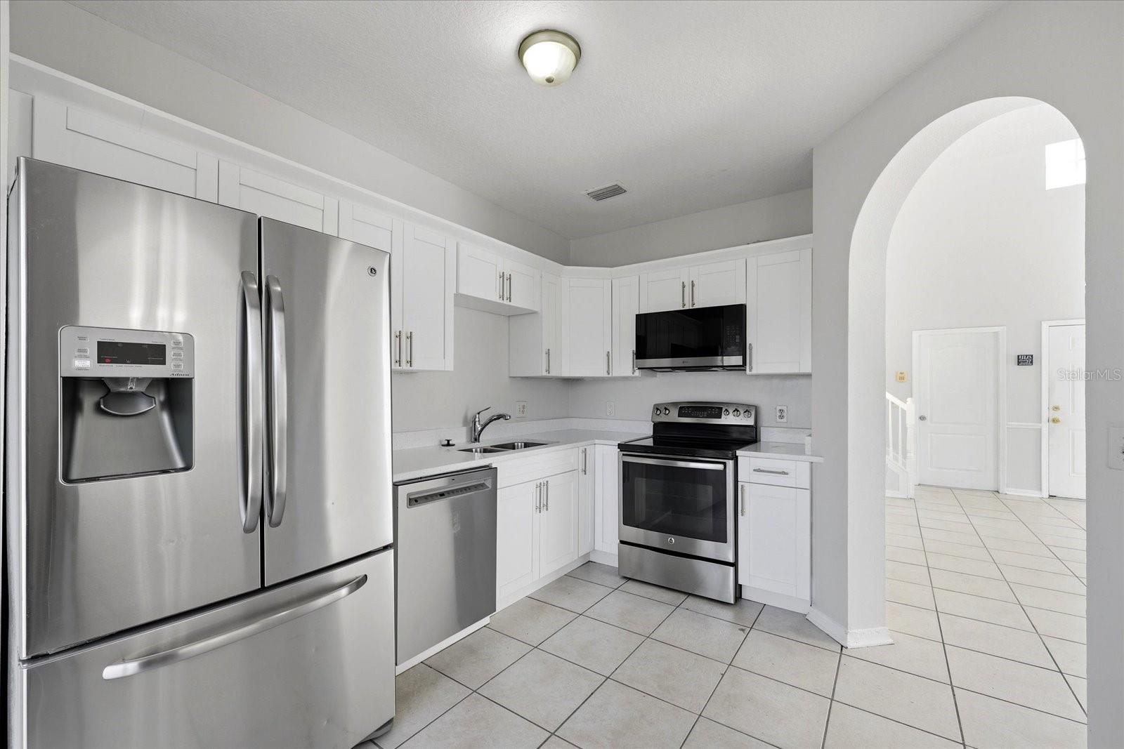 8123 CANTERBURY LAKE BOULEVARD