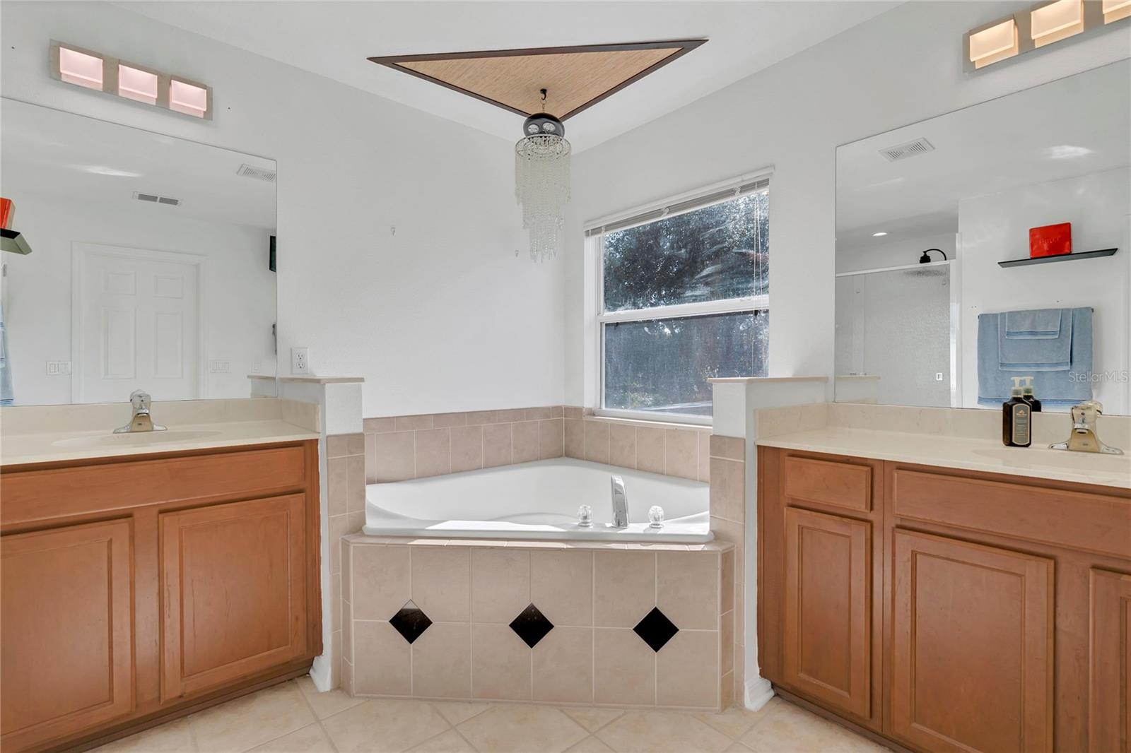 NORTH SHORE/LK HART PRCL 08 - Residential