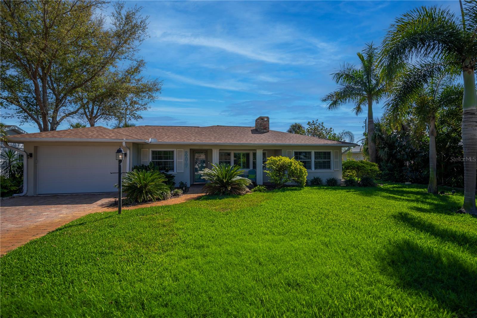 SOUTH VENEZIA PARK SEC OF VENICE - Residential