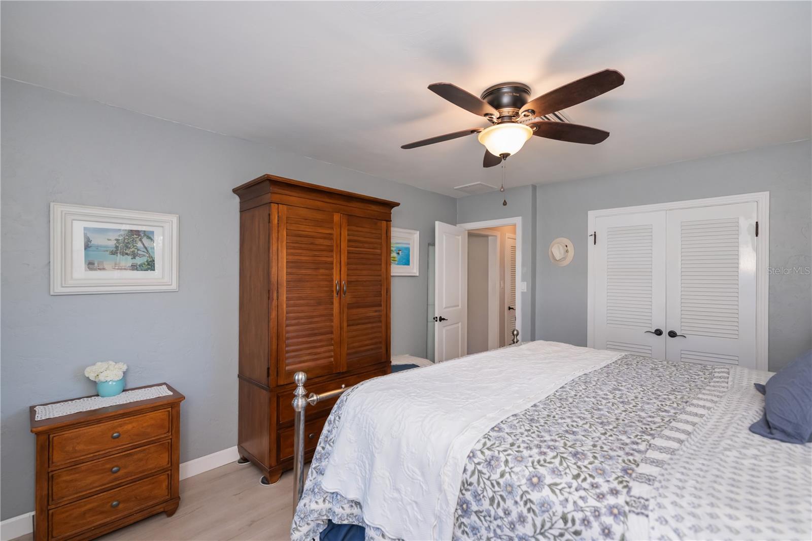 SOUTH VENEZIA PARK SEC OF VENICE - Residential