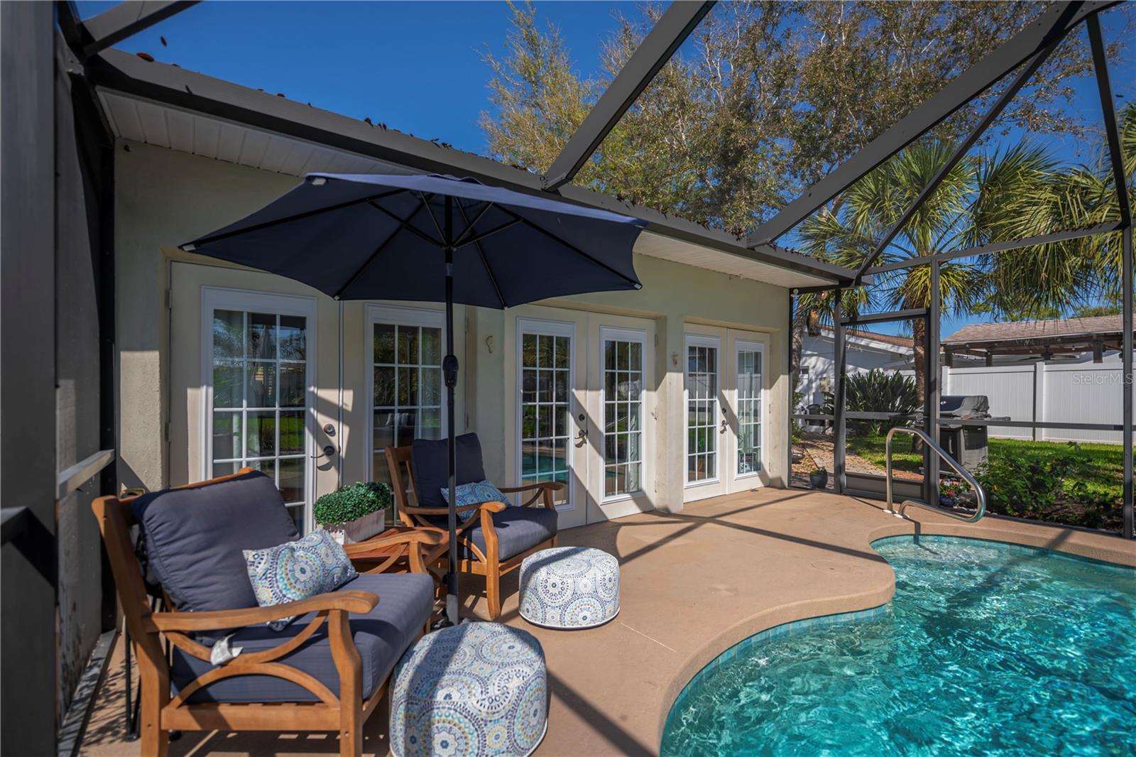 SOUTH VENEZIA PARK SEC OF VENICE - Residential