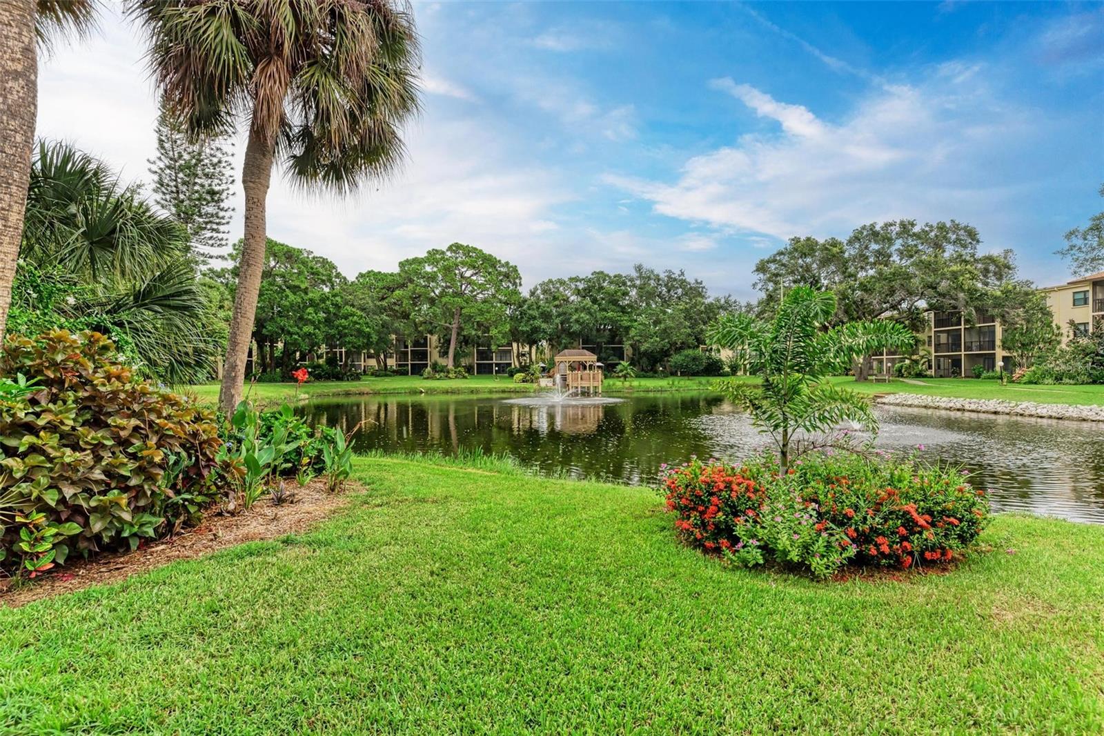 DESOTO SQUARE VILLAS PH I - Residential