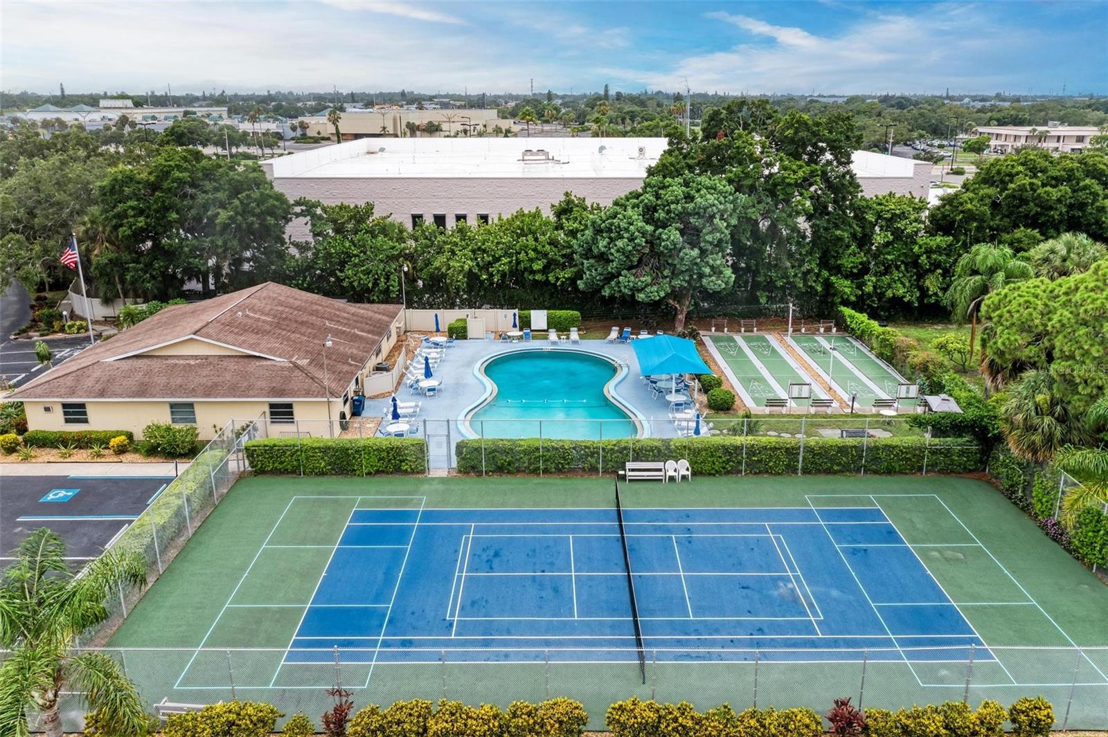 DESOTO SQUARE VILLAS PH I - Residential