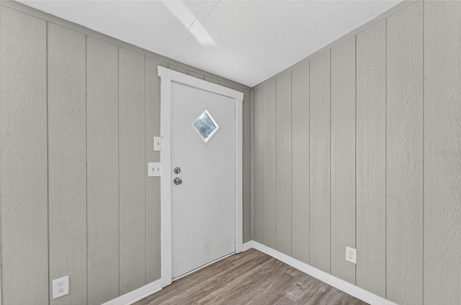 ZEPHYRHILLS COLONY CO - Residential Lease