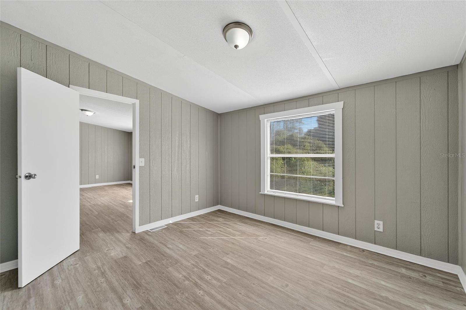 ZEPHYRHILLS COLONY CO - Residential Lease