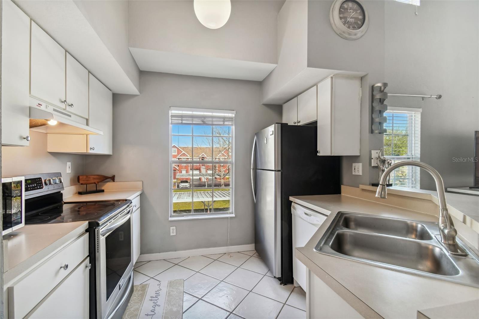 LAKE CHASE CONDO - Residential Lease