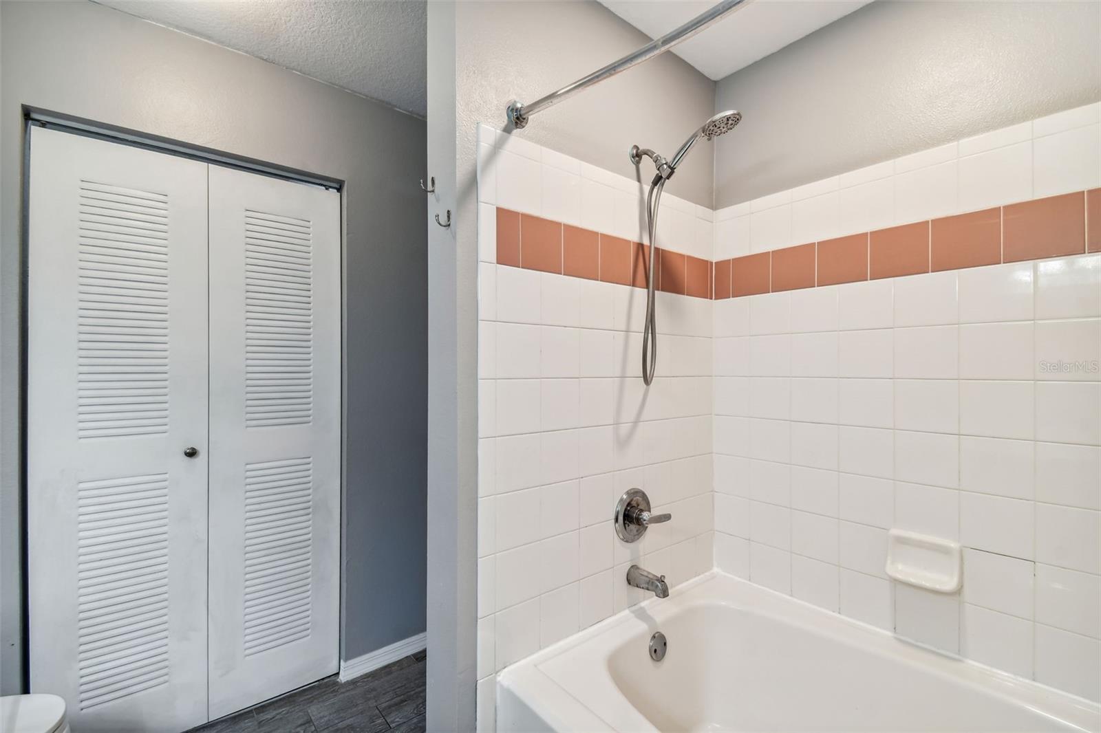 LAKE CHASE CONDO - Residential Lease