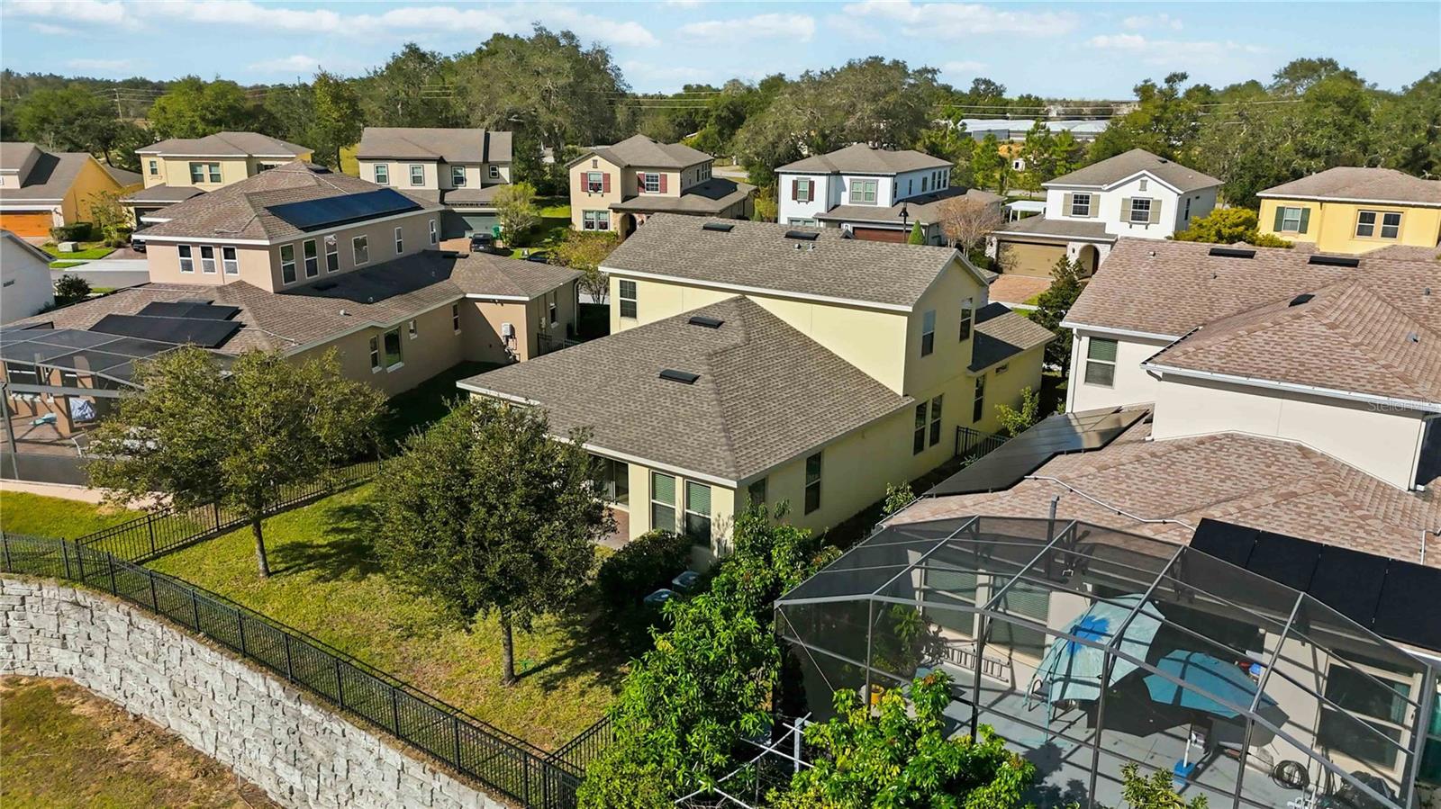 WATERSIDE AT JOHNS LAKE - Residential