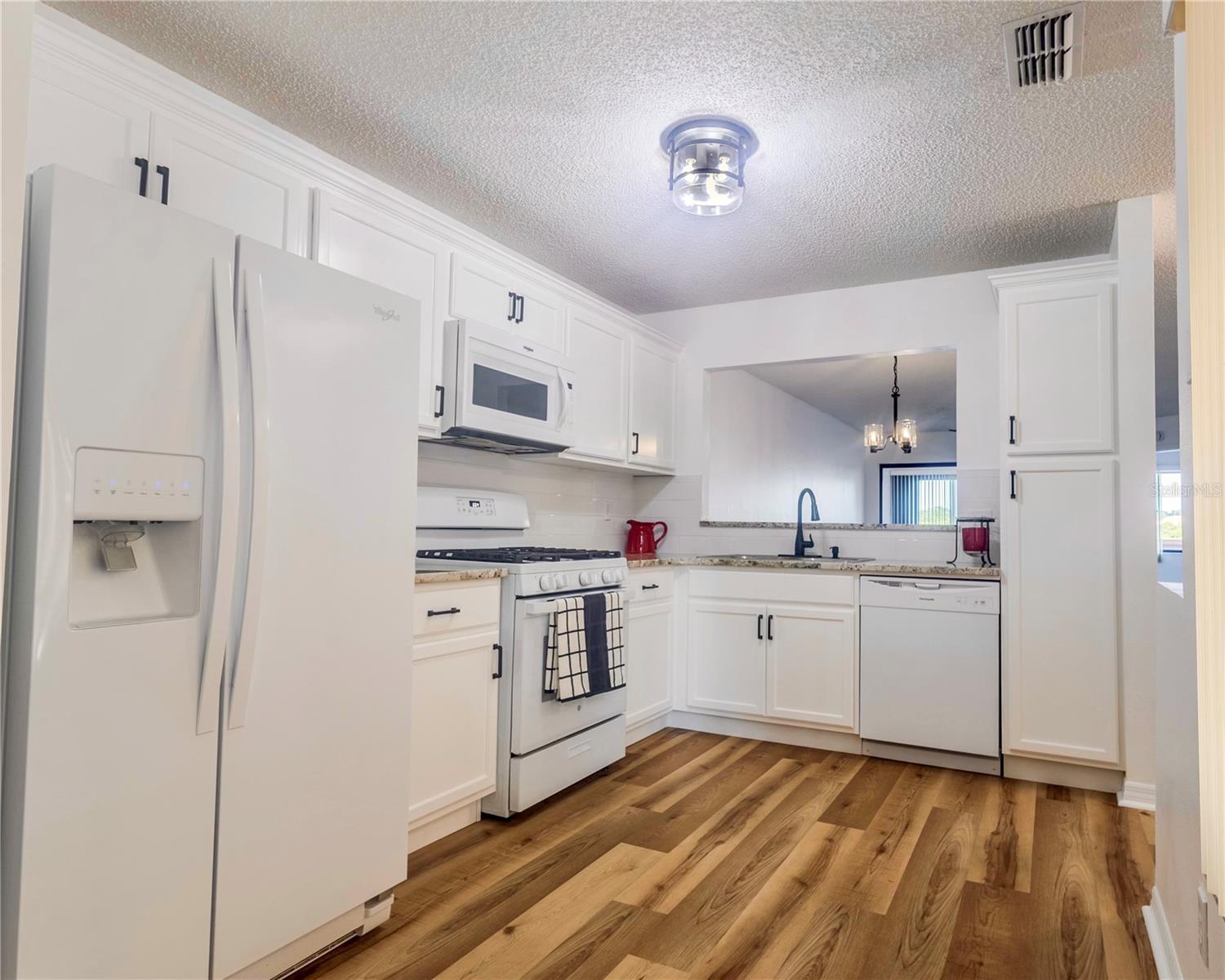 WINTERSET 02 A CONDO PH 01 - Residential Lease