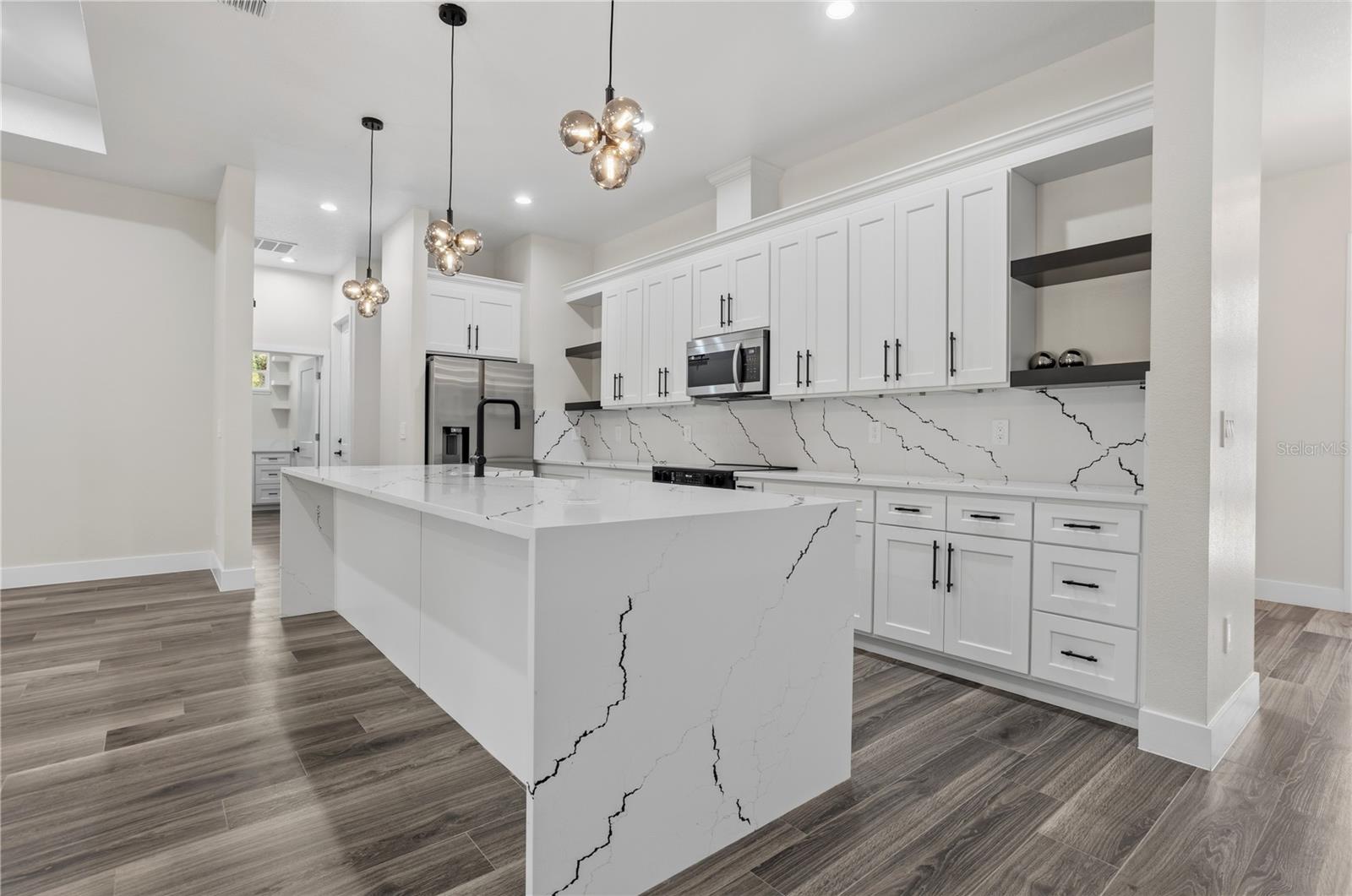 ROYAL TRAILS UNIT 01 - Residential