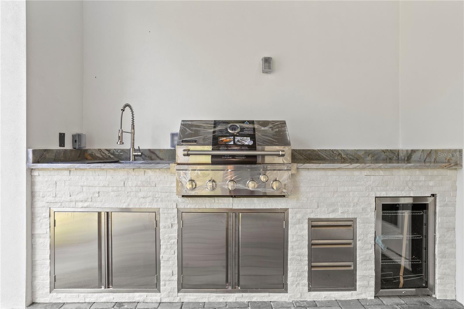 ROYAL TRAILS UNIT 01 - Residential