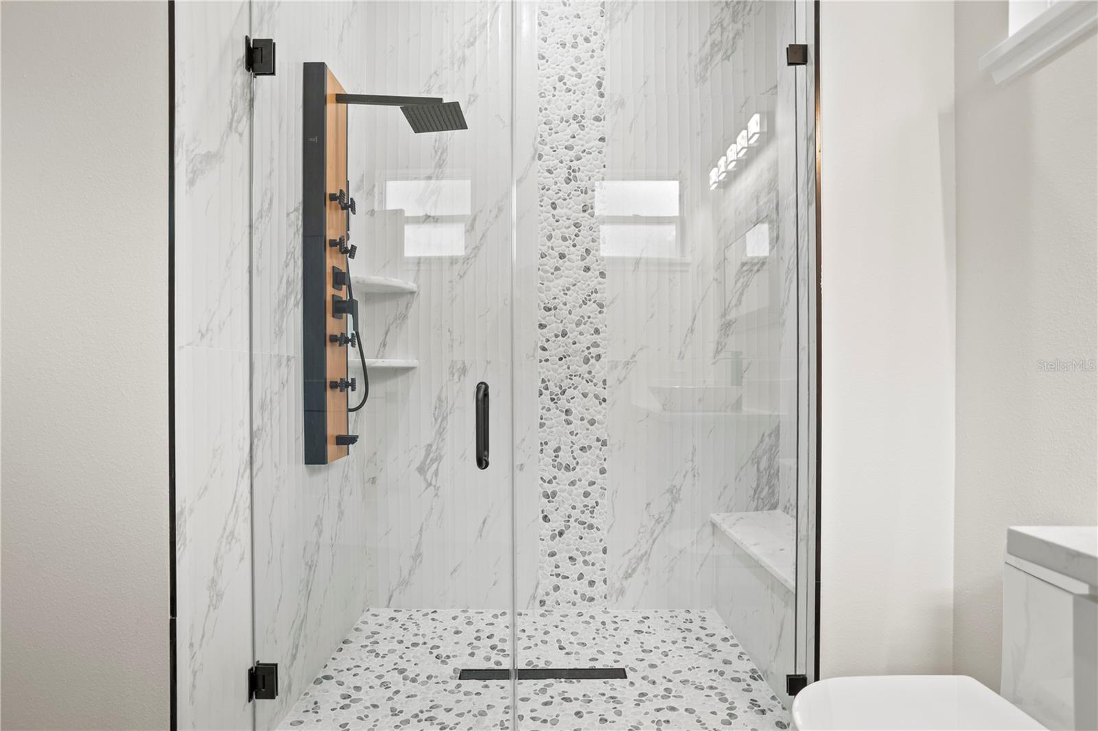 ROYAL TRAILS UNIT 01 - Residential