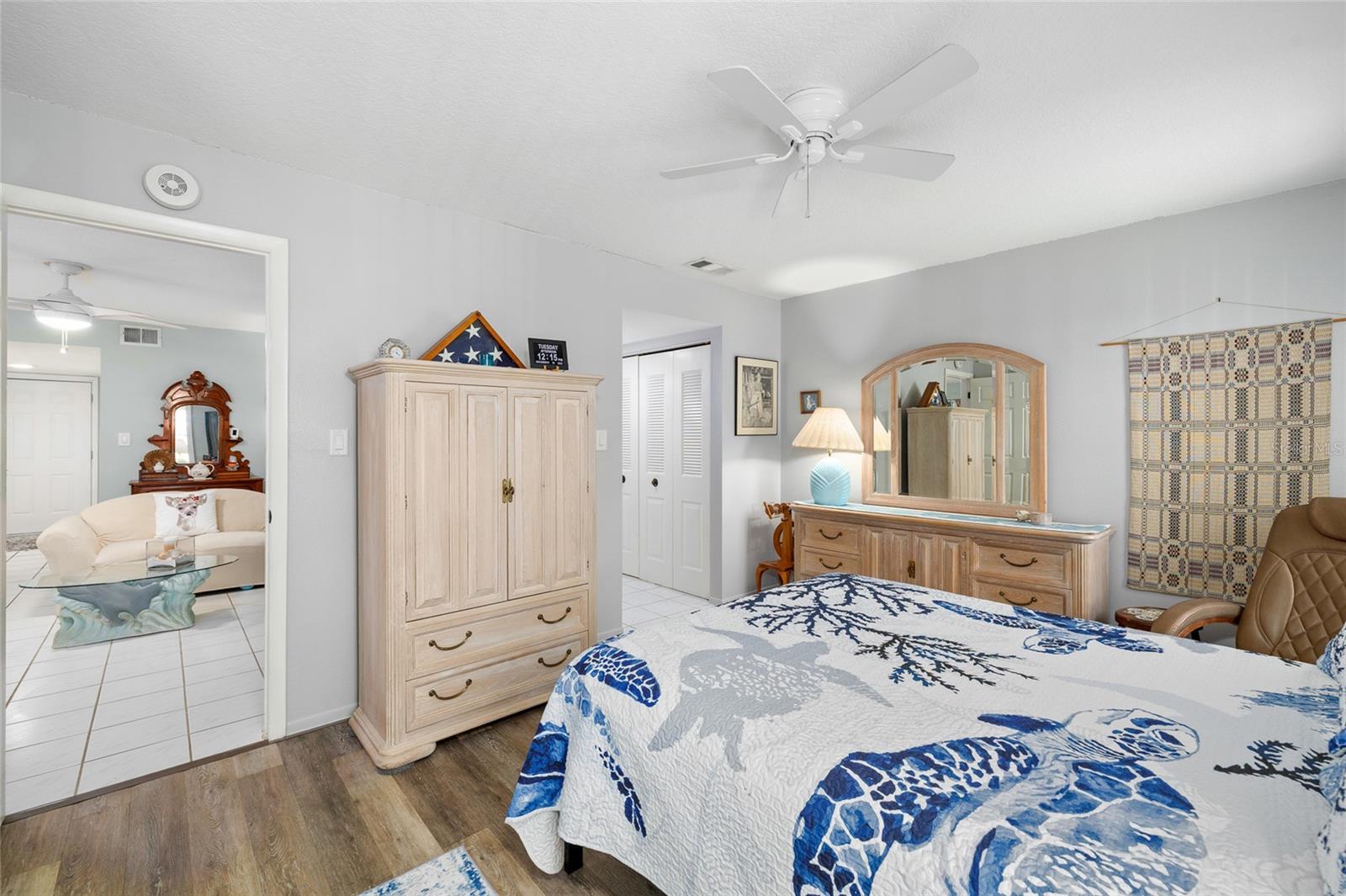 HOLIDAY LAKE VILLAS CONDO - Residential