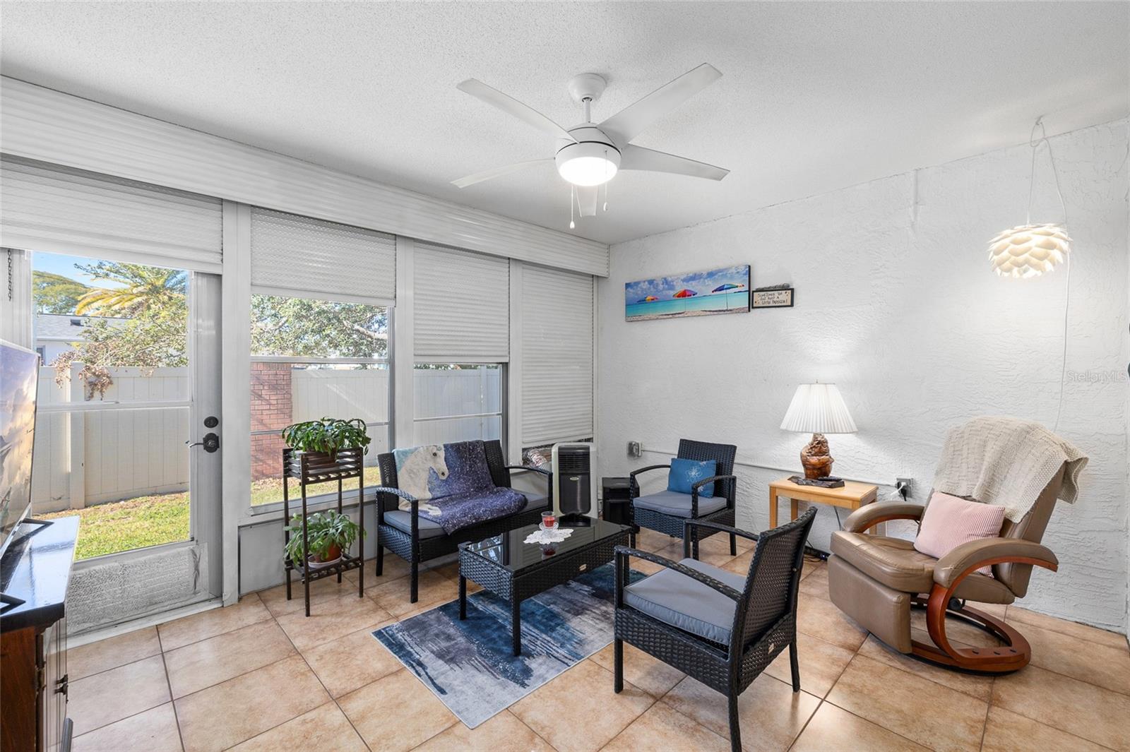 HOLIDAY LAKE VILLAS CONDO - Residential