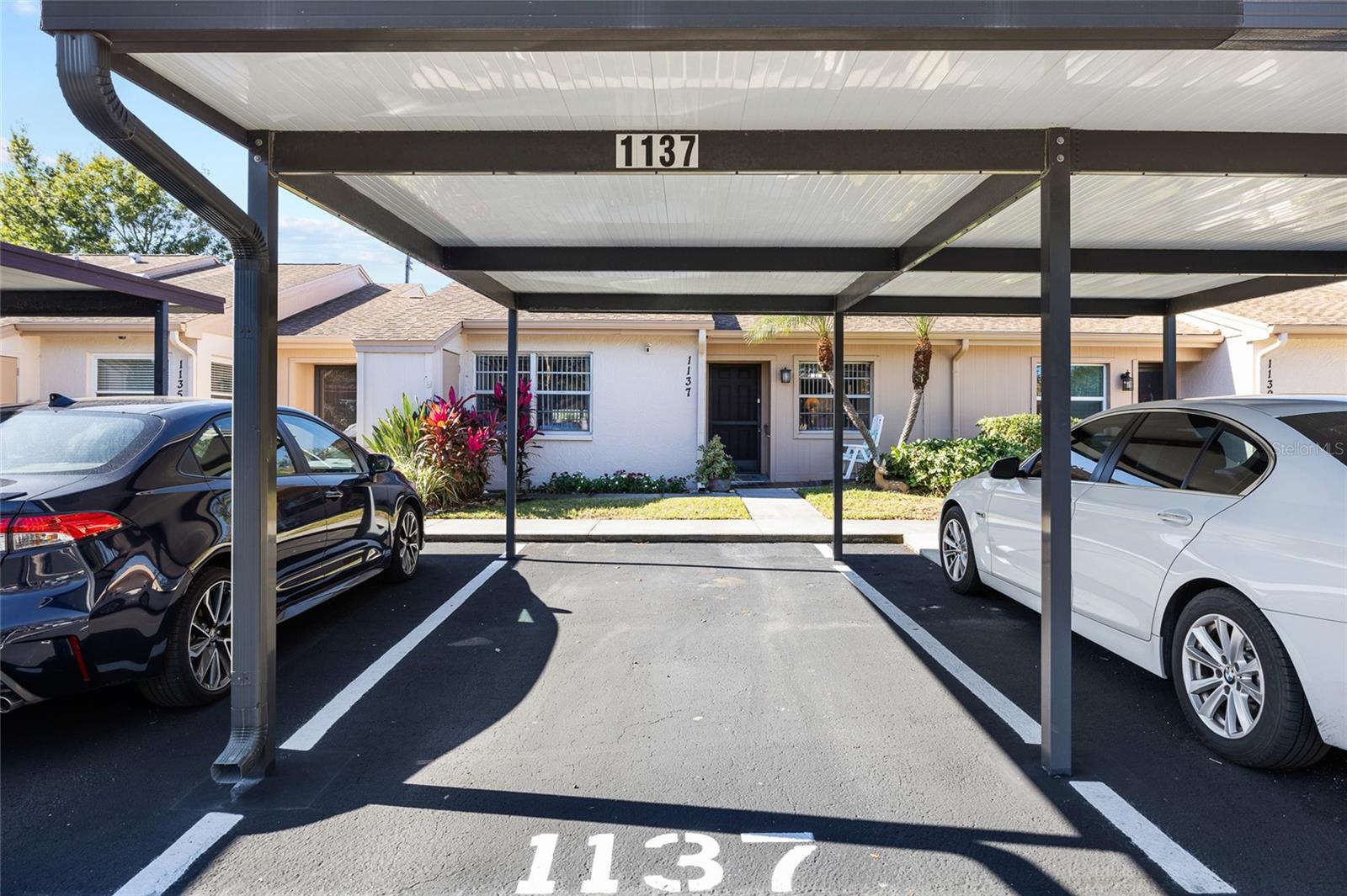 HOLIDAY LAKE VILLAS CONDO - Residential