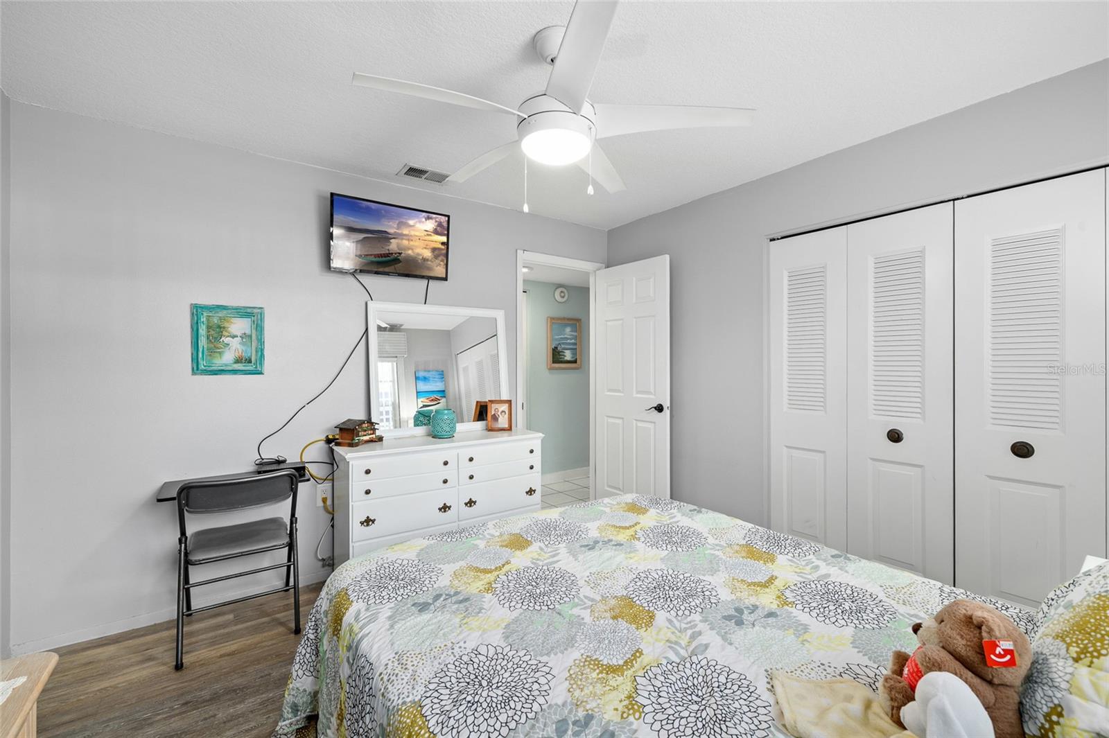 HOLIDAY LAKE VILLAS CONDO - Residential