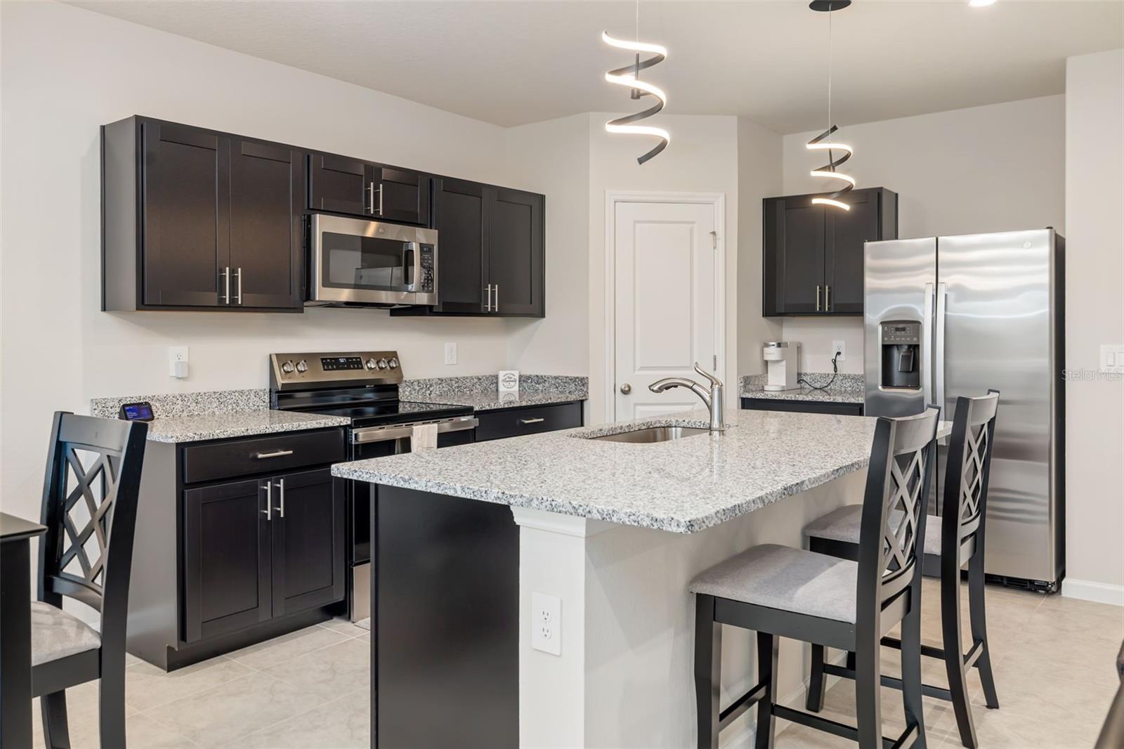 HILLWOOD PH I, II & III - Residential