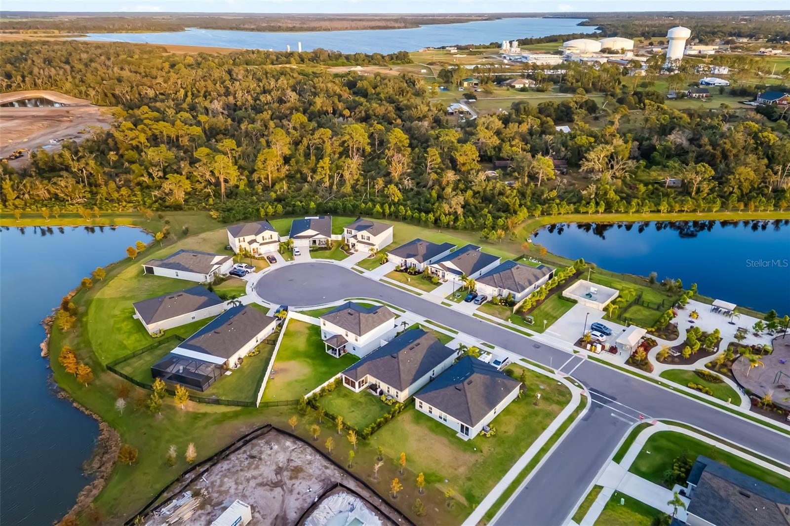 HILLWOOD PH I, II & III - Residential